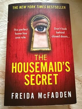 The Housemaid's Secret by Freida McFadden- Paperback Thriller